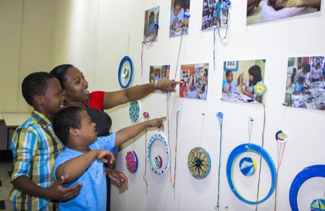 Feria Artesania, Biblioteca Infantil Juvenil