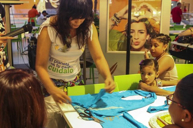 Recycled Art Workshop at Agora Mall, Santo Domingo 