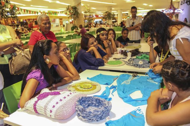 Recycled Art Workshop at Agora Mall, Santo Domingo 