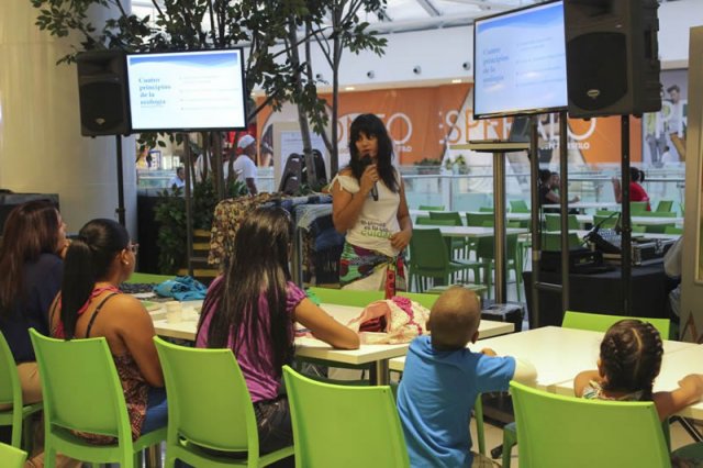 Recycled Art Workshop at Agora Mall, Santo Domingo 