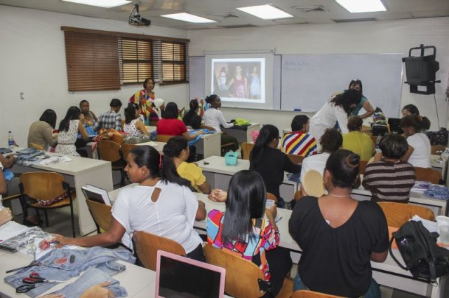 Recycled Art Workshop at Technological Institute of Santo Domingo-INTEC